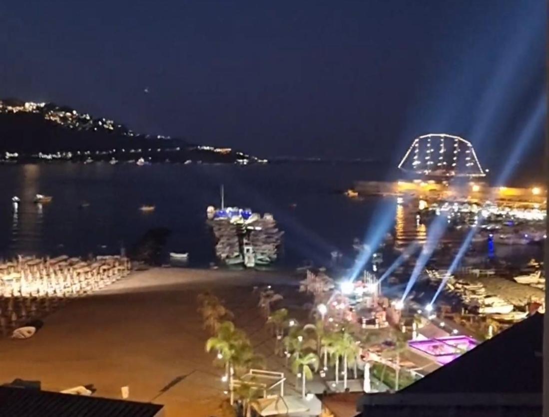 Janeta Panoramic Loft Apartment Giardini Naxos Exterior photo